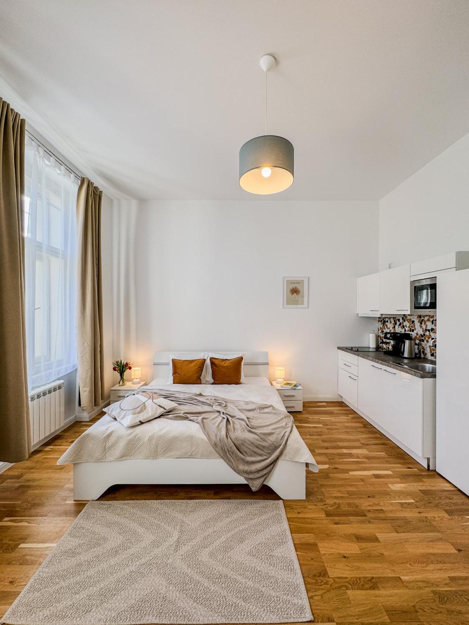 Turnkey I Wenceslas Square Apartments Prag Exteriör bild